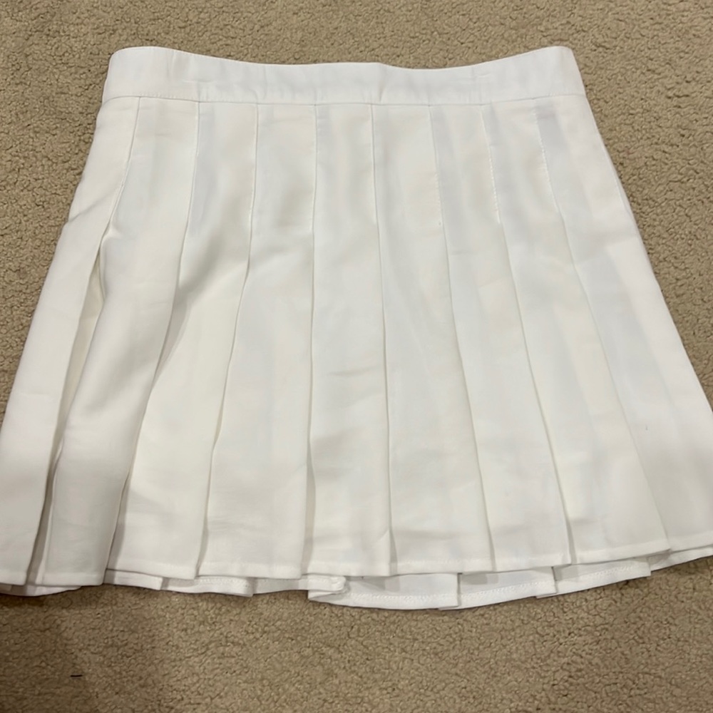 White tennis skirt